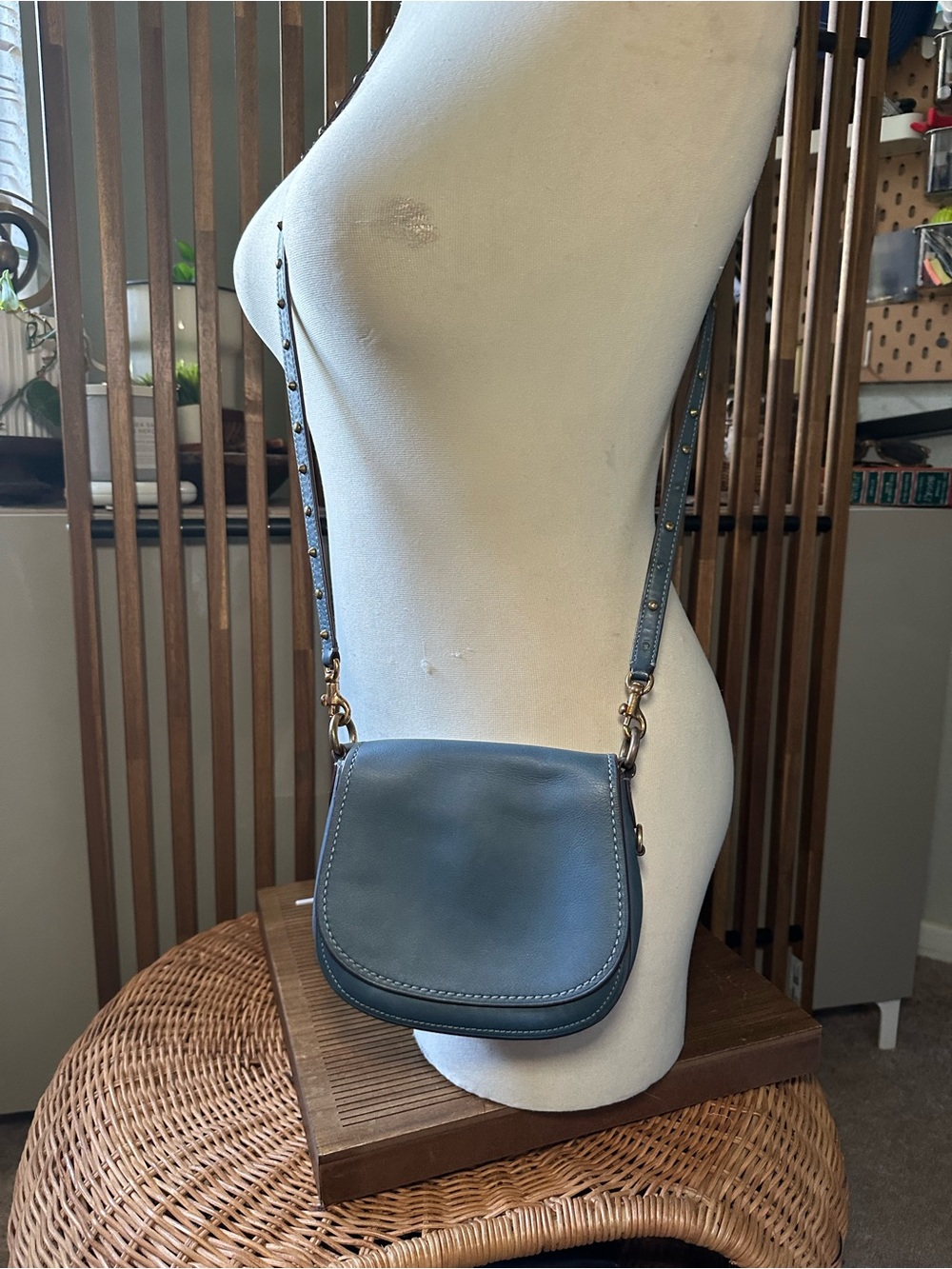 Coach 1941 Saddle Bag 23 Blue Cornflower Glovetanned Leather Rivet Crossbody